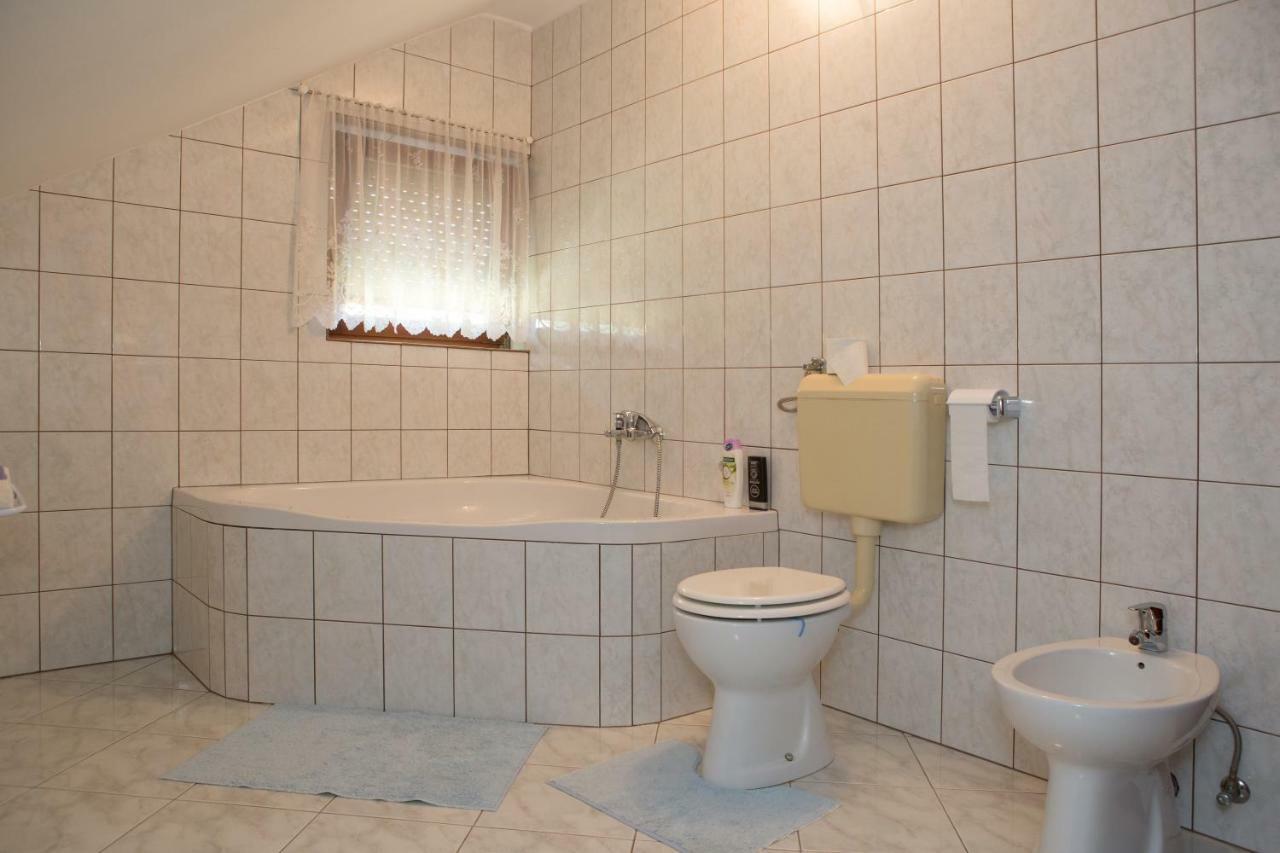 오토칵 Apartman Dubravcic 아파트 외부 사진
